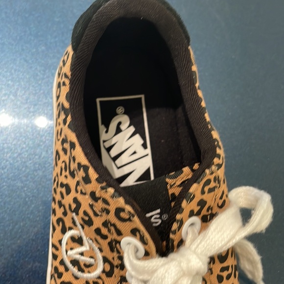 Vans Old Skool Lace Up Size 7 - Picture 4 of 6